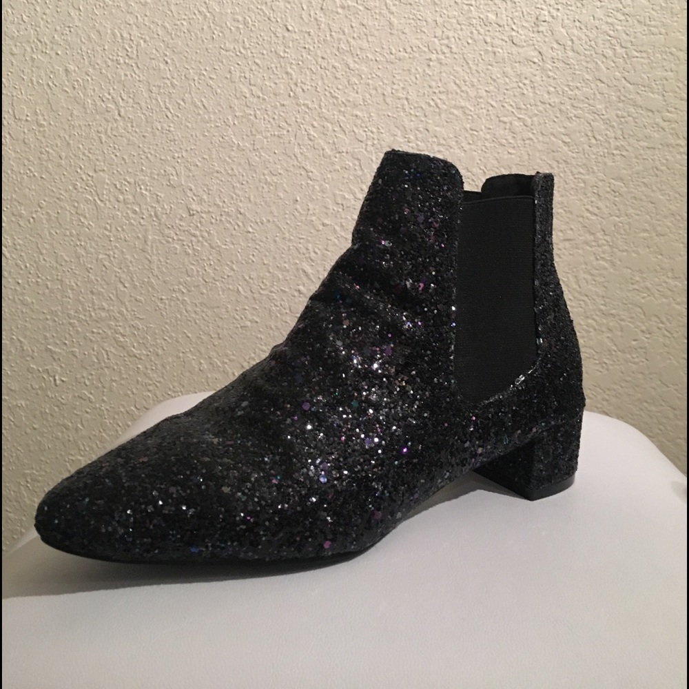 Sparkling booties